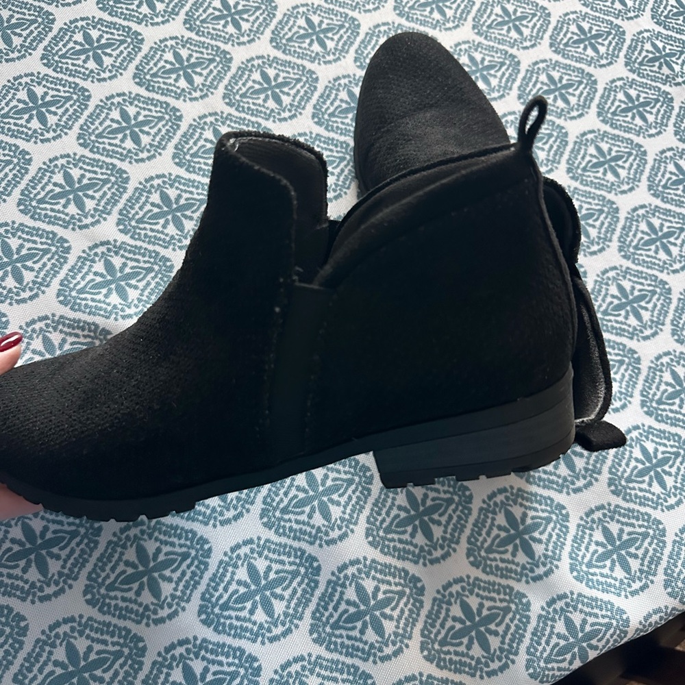 Dr. Scholls booties